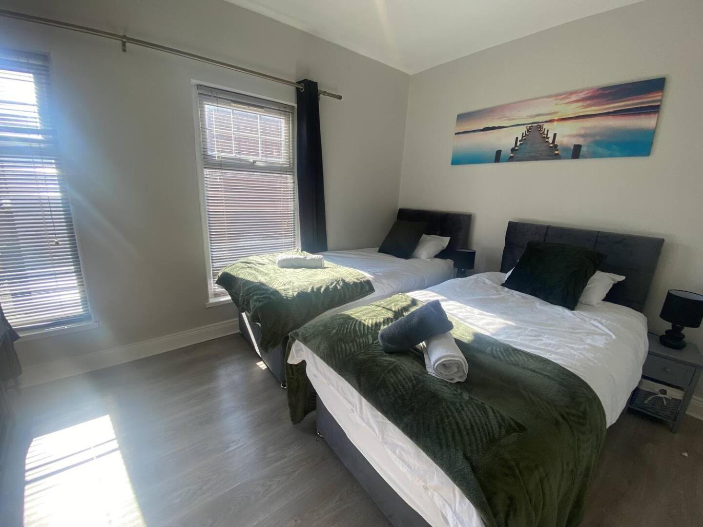 2Br Cozy Duplex Villa Belfast Exterior photo